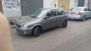 Chevrolet Corsa Classic 4Ptas. 1.6 N Base