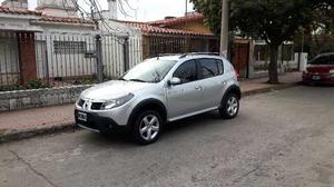 Renault Sandero Stepway v. Confort