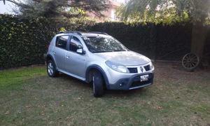 Renault Sandero Stepway v. Confort