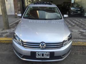 Volkswagen Passat TSI  cv usado  kms