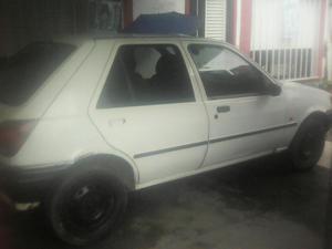 Vendo Ford Fiesta 1.8 Modelo 96