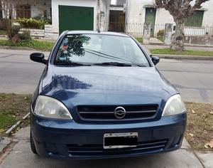 Chevrolet Corsa 5P GLS