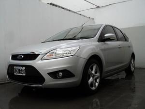 FORD FOCUS TREND 1.6 NAFTA AÑO . IMPECABLE!!