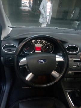 Ford Focus Ghia Turbo Diesel 1.8L usado  kms
