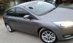 Ford Focus modelo  puertas sedan  Km