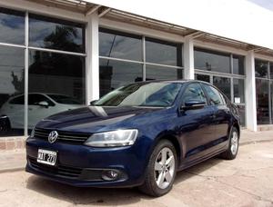 VENTO 2.5 LUXURY M/T AÑO , IMPECABLE! Acercate a ORIO