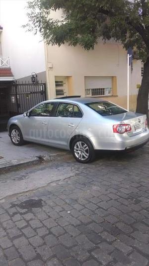 Volkswagen Vento 1.9 TDi Luxury