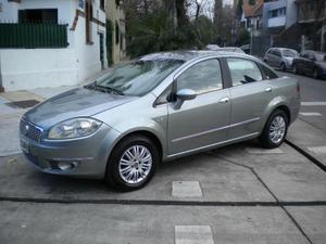 Fiat Linea Essence usado  kms