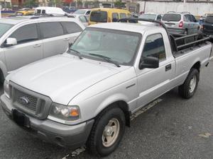 Ford Ranger 4x2 LTD 2,3 Nafta C/D usado  kms