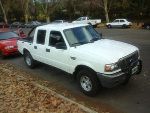 Vendo FORD Ranger XL Aire Acondicionado, Dirección, Alarma,