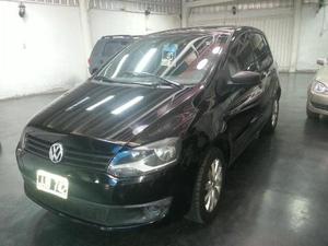 Volkswagen Fox Comfortline 5P usado  kms