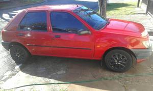 Vendo Ford fiesta  nafta