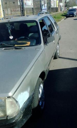 Vendo Renault 18, motor  al dia.