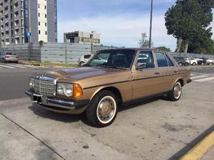 Mercedes Benz 230 E usado  kms