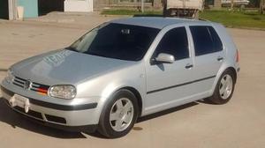 Volkswagen Golf 1.6 Format