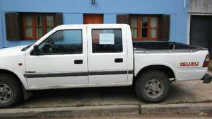 Isuzu Pick up 3.1 ST 4x4 Cabina Doble usado  kms