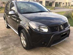 Renault Sandero Stepway v. Confort