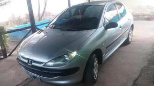 Peugeot 206 XR 1.6 5P Full Premium usado   kms