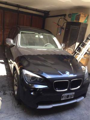 BMW X1 sDrive 20d Active MT 4xcv)