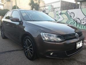 Volkswagen Vento 2.0T FSI 200CV Manual Sportline usado 