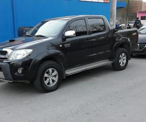 Toyota Hilux Srv