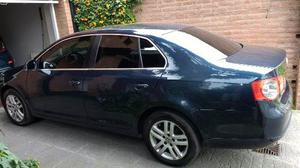 Volkswagen Vento 2.5 Advance Plus MT