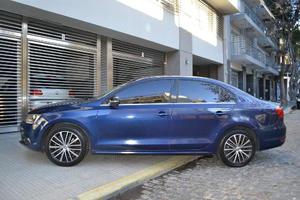 Volkswagen Vento 2.0T FSI 200CV DSG Sportline usado 