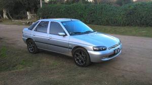 Ford Escort 5Ptas. 1.8 N 16v CLX 5Ptas. (L96)