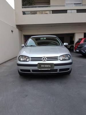 Volkswagen Golf 1.6 Comfortline