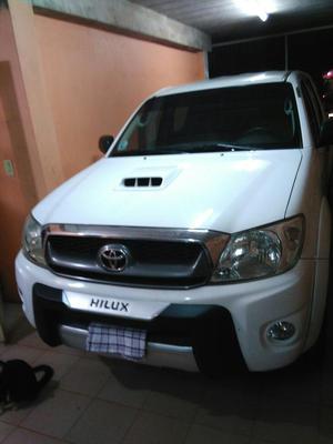 Toyota Hilux 3.0 Sr Excelente Estado.