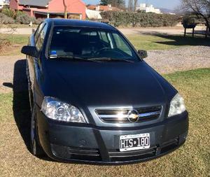 Chevrolet Astra 5P 2.0 8V GL usado  kms