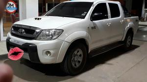 Toyota Hilux  con  Km