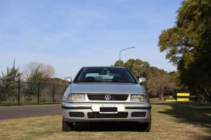 Volkswagen Polo Classic 1.6 MI AA