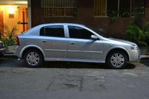 Chevrolet Astra 5P 2.0 8V GL usado  kms