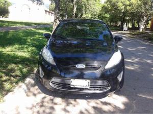 Ford Fiesta Kinetic Titanium 1.6L nafta 5P usado 