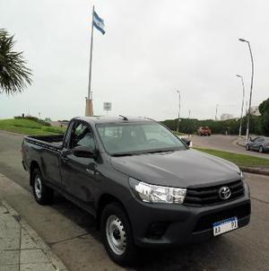 Toyota Hilux 2.4 4x4 SC usado  kms