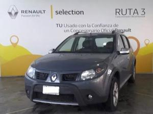 Renault Sandero Stepway v. Luxe