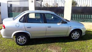 Corsa Classic  puertas !! Nafta Muy bueno