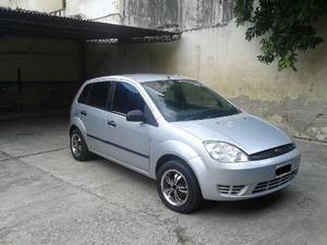 Ford Fiesta Ambiente usado  kms