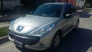 Peugeot 207. No Uno, Gol, Fox,206