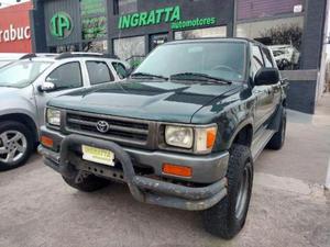 Toyota Hilux 2.8 DLX usado  kms