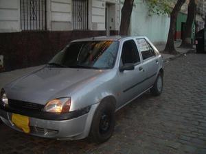 vendo ford fiesta . diesel