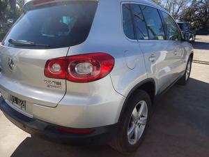 Volkswagen Tiguan 2.0 TSI Exclusive MT (L11)