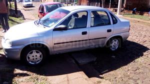 Chevrolet Corsa Classic 4P 1.6