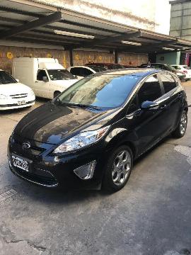 Ford Fiesta Kinetic Titanium 1.6L nafta 5P usado 