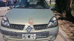 Renault Clio 2 con Gnc