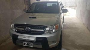 Vendo Toyota Hilux 4x4