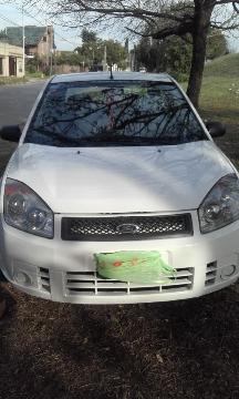 Ford Fiesta Ambiente usado  kms