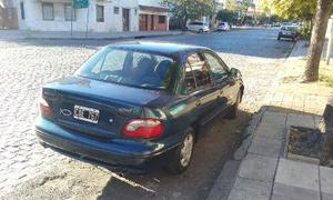 Hyundai Accent GLS 4P Aa usado  kms