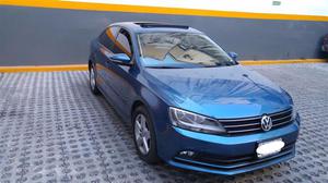 Volkswagen Vento 2.5 R5 Advance Plus ATcv)